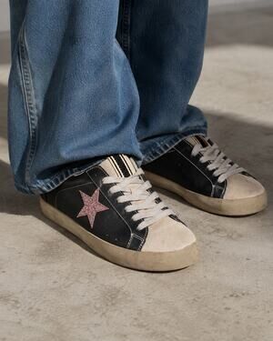 Shushop Pamela black Snake sneakers with stars & sparkle Size 7W